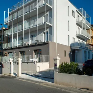 Ida Di Ilaria Caprioglio , Varazze Italia