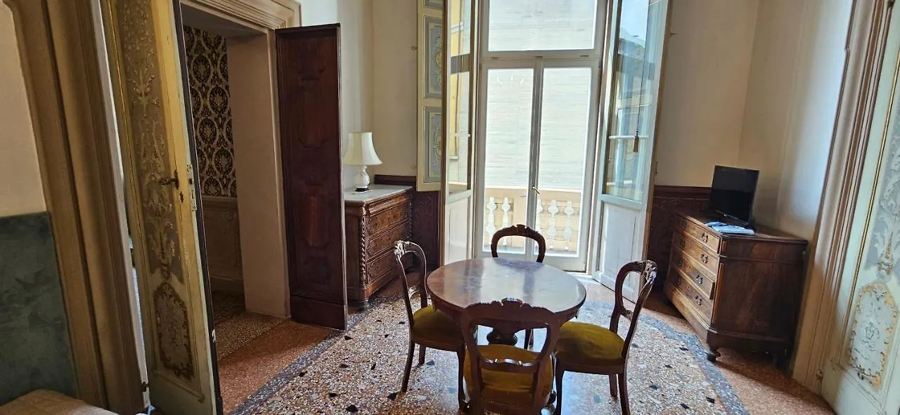 Residence Belle Arti 42 Bologna Italy